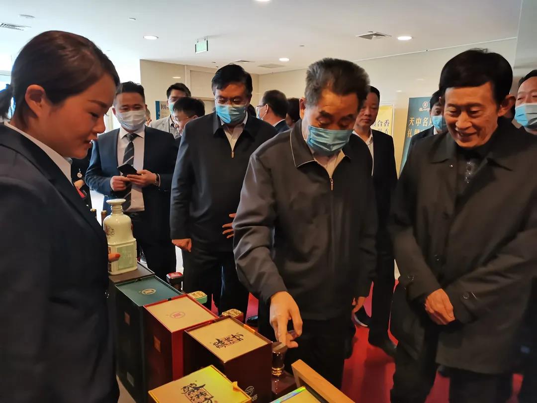 醉美豫酒！蔡洪坊酒业携战略新品手酿大师亮相三门峡