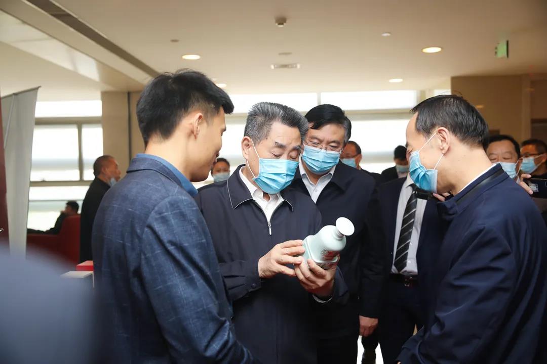 醉美豫酒！蔡洪坊酒业携战略新品手酿大师亮相三门峡
