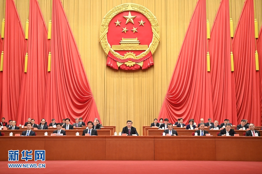 全国脱贫攻坚总结表彰大会在京隆重举行 习近平向全国脱贫攻坚楷模荣誉称号获得者等颁奖并发表重要讲话