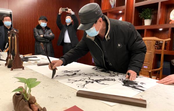 河南机场集团“浓墨重彩—庆祝建党100周年书画名家作品展”开幕