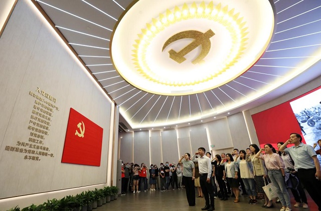 奋斗百年路 启航新征程·神州巡礼丨上海：红色资源耀申城 百年风华暖人心