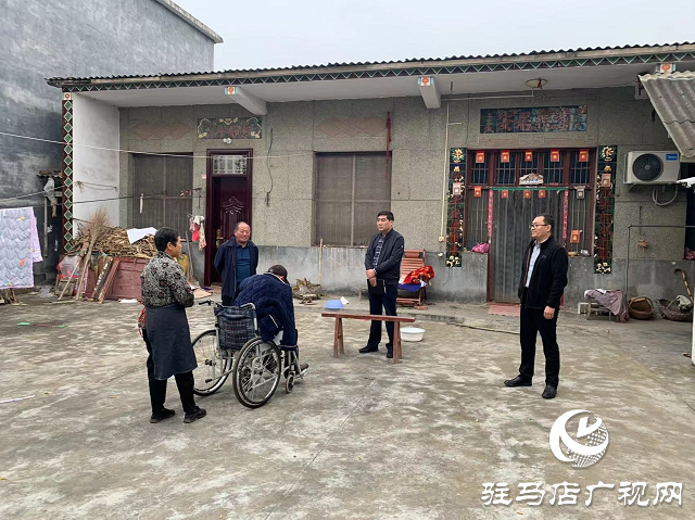 平舆县玉皇庙乡开展走访慰问边缘户活动