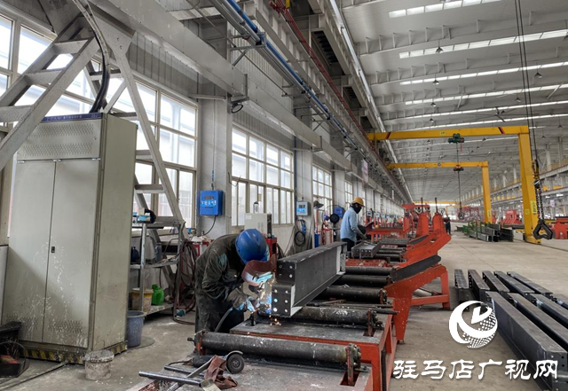 驿城区：企业开足马力赶订单 二季度经济发展稳步向前