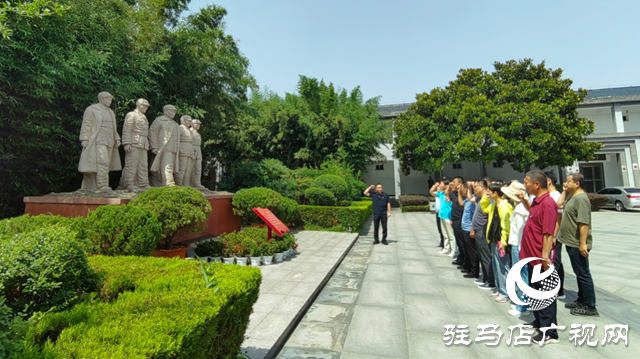 河南省地方经济社调查队开展主题党日活动