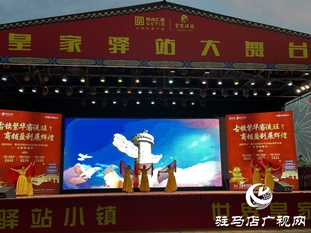 歌声嘹亮颂党恩 金色年华合唱团庆七一演出精彩纷呈