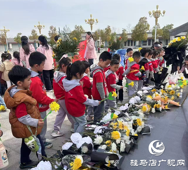 清明追思忆英烈 童心向党薪火传​​​​​​​