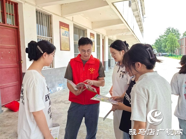  新蔡县佛阁寺镇：禁毒宣传进校园 护航成长育未来