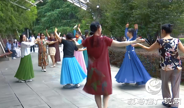  绿意成荫享清凉  置地公园绘就夏日休闲图景