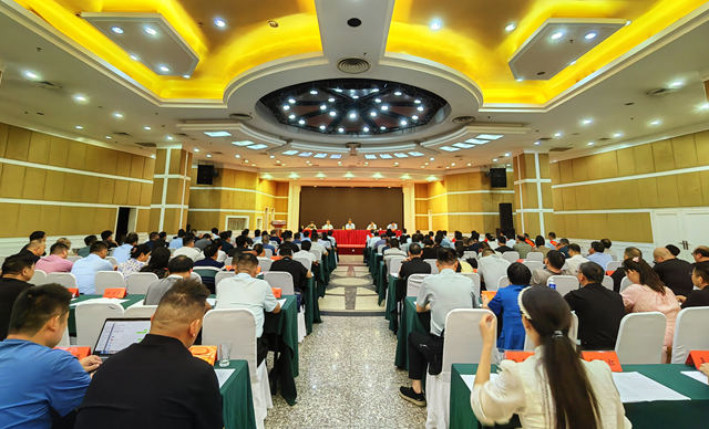 驻马店市召开“道德模范”与“身边好人”座谈交流会