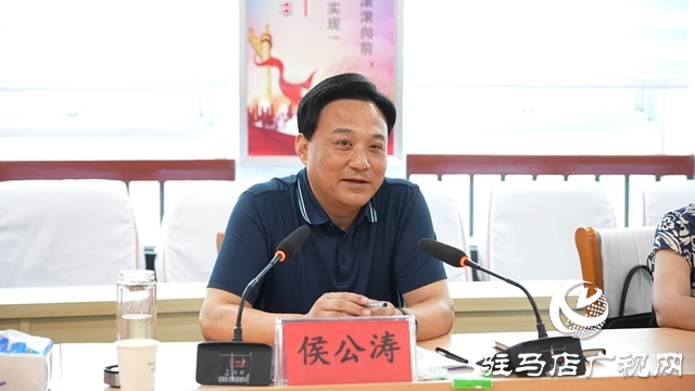  西平县为清华学子刘硕举办录取通知书接收仪式暨座谈会