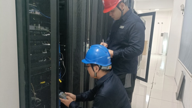 国网正阳县供电公司：迎峰度夏正当时 筑牢信通“安全网”
