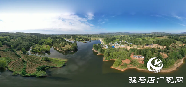 泌阳县王店镇昌庄村：山水绘就画卷 芳香点亮乡村新篇
