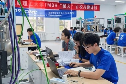 黄淮学院在第十九届“西门子杯”中国智能制造挑战赛中勇创佳绩