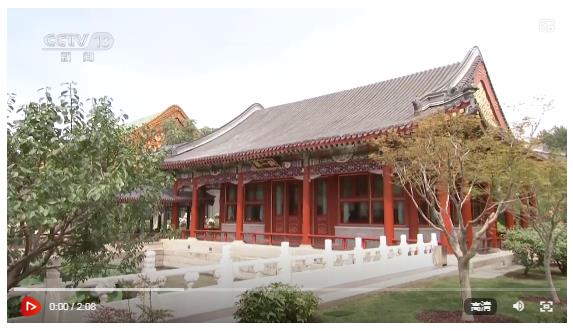 习近平夫妇会见柬埔寨国王西哈莫尼和太后莫尼列