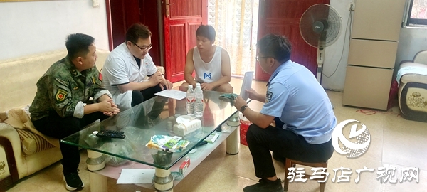 平舆县高杨店镇开展征兵家访工作确保年度征兵任务圆满完成