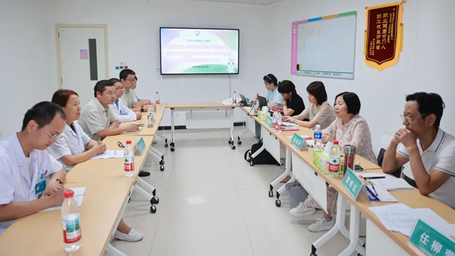  河南省职业病诊断机构和职业健康检查机构质量控制专家组莅临市中心医院开展质量控制现场考核