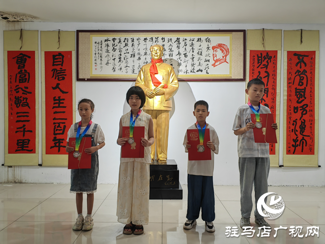 “翰林新星杯”获奖书画展圆满落幕