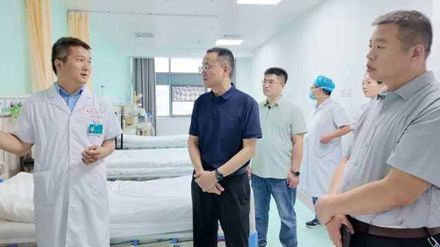 林州市人民医院到驻马店市中心医院参观交流