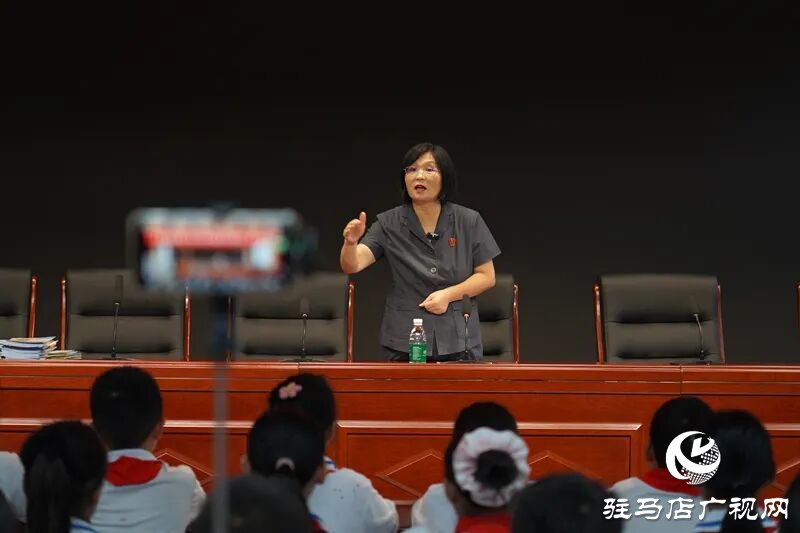 开学第一课丨平舆县人民法院这场校园普法直播 “未”你而来