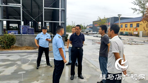 平舆县阳城镇联合县生态环境局开展生态环境保护执法检查行动