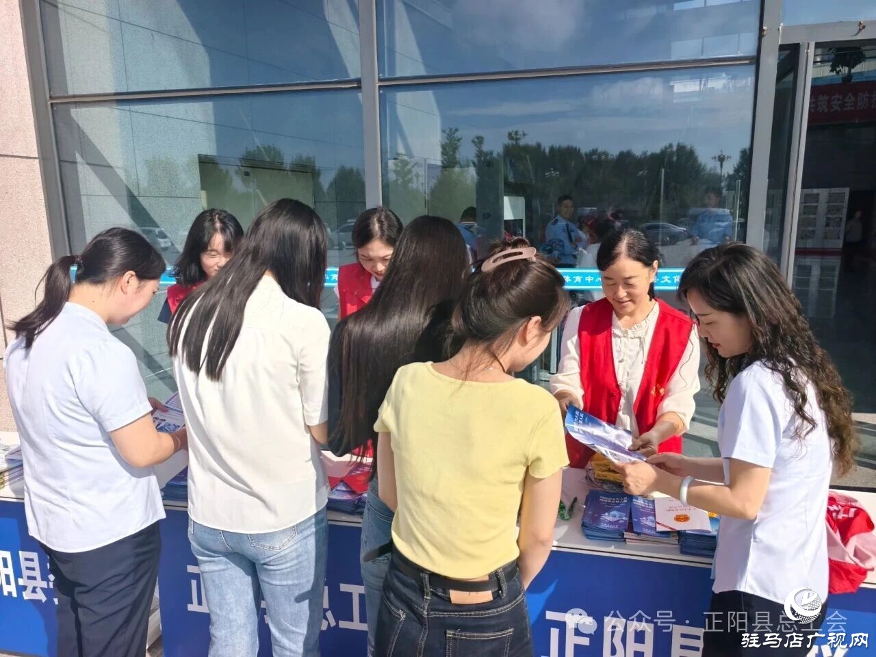 正阳县总工会积极开展2025年国家网络安全宣传周驻马店市活动