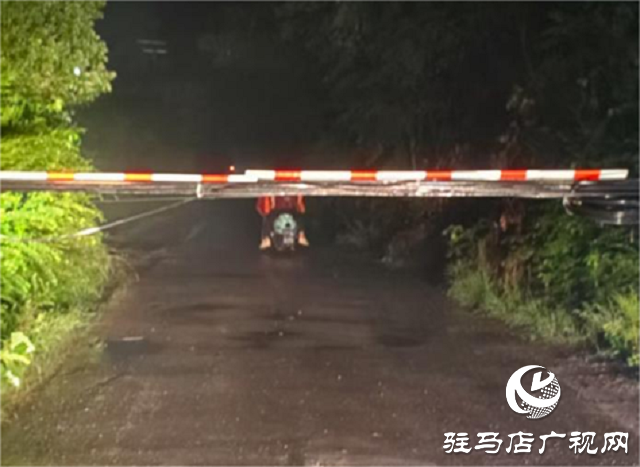 驻马店联通驿城区分公司快速抢通汛期受损通信线路