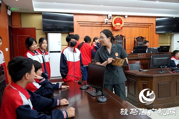  平舆县人民法院：解锁“开学第一课”新上“法”