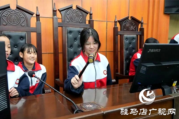  平舆县人民法院：解锁“开学第一课”新上“法”