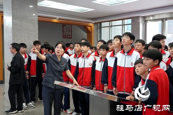  平舆县人民法院：解锁“开学第一课”新上“法”
